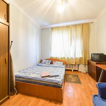 Квартира По Адресу Ул. Черняховского 12 Kyiv Exterior photo
